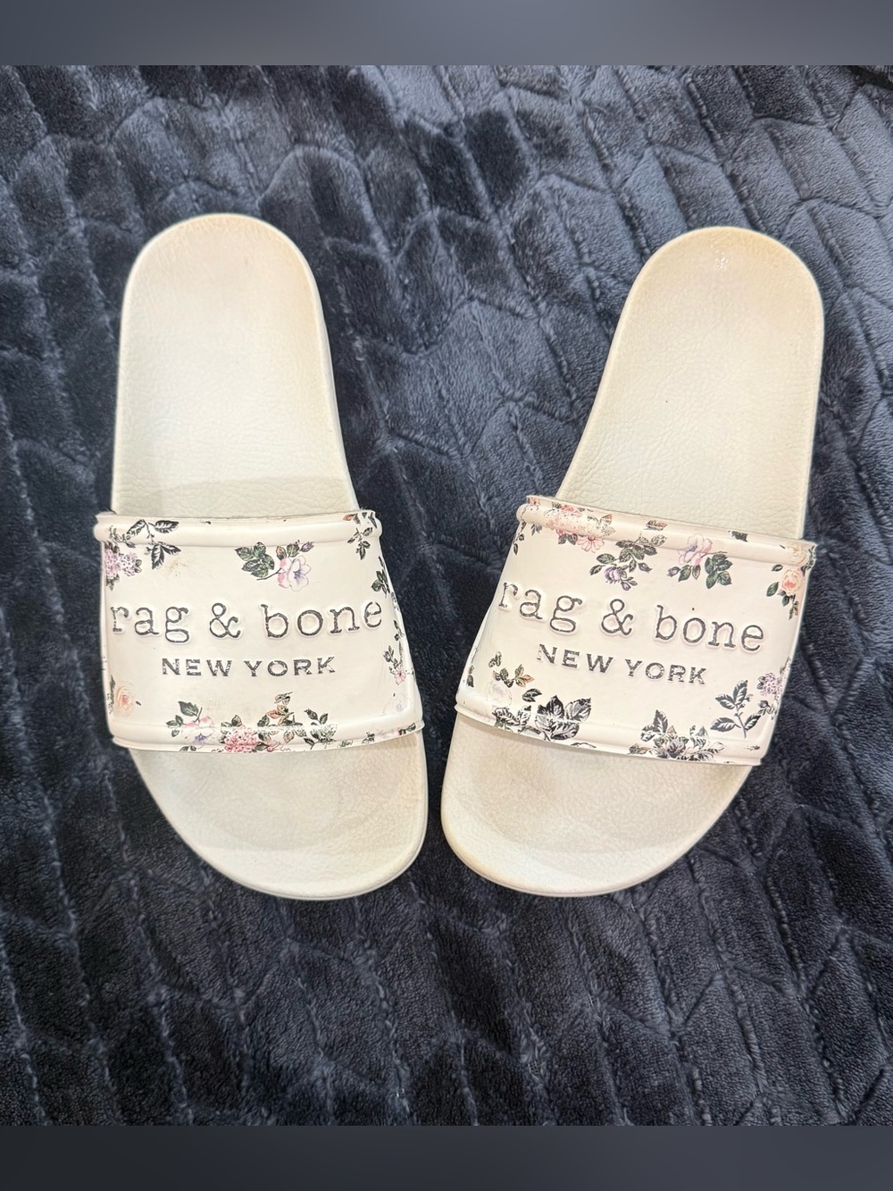 Rag and Bone Slides Pool Side Sandals White with Floral Design Size 40 US 9 -9.5